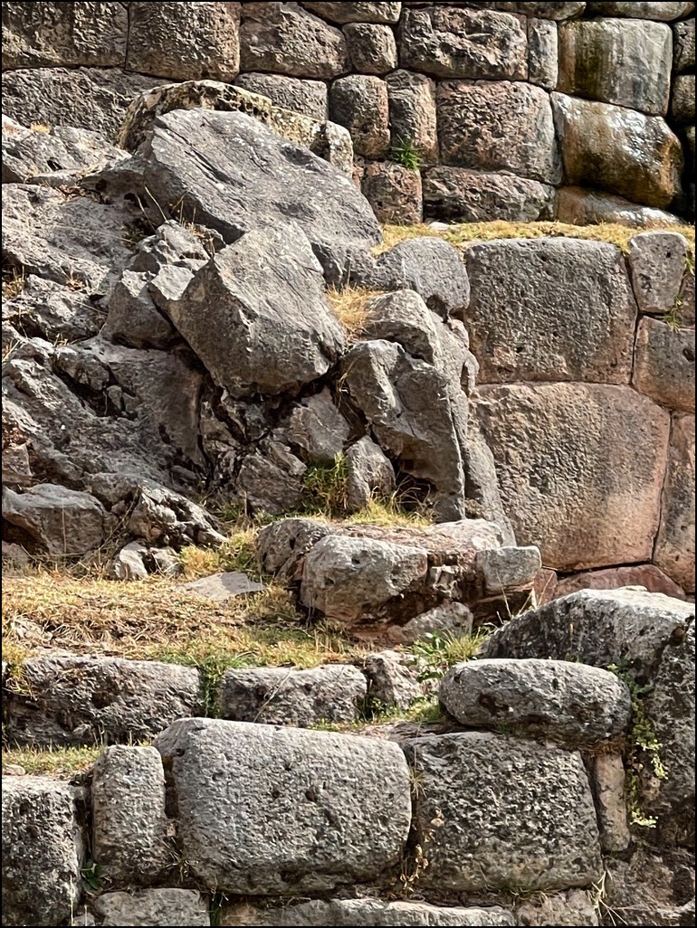 Stacks Image 3143334